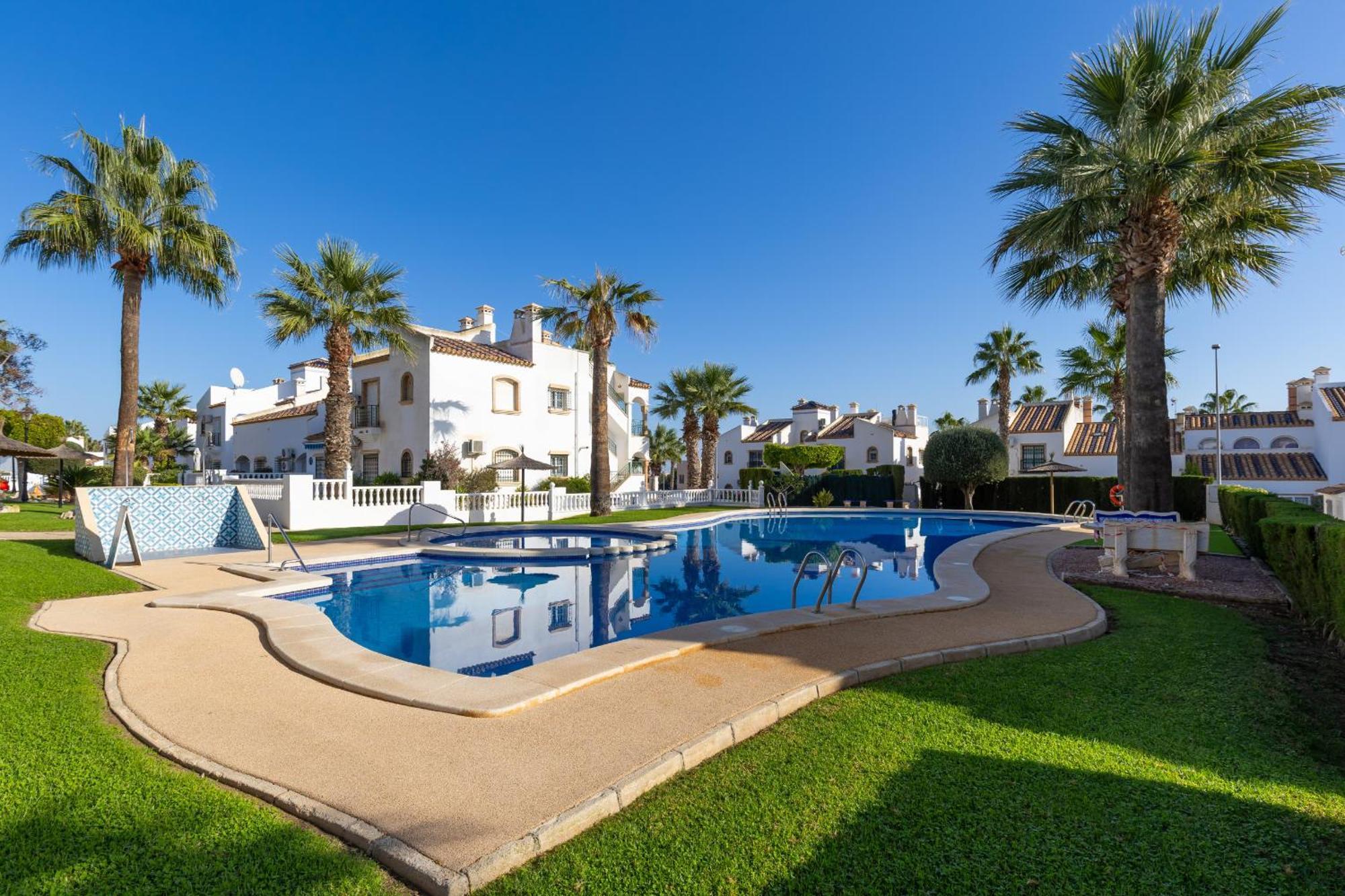Villa Infinity Haven By Fidalsa Dehesa de Campoamor (Orihuela Costa)